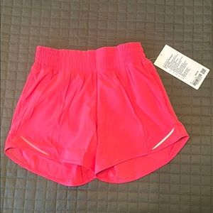 Lululemon Hotty Hot Short